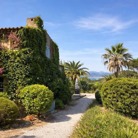 Les Lisieres De St-tropez Maison 6 Pers Dans Avec Piscine Et Tennis * Saint-Tropez